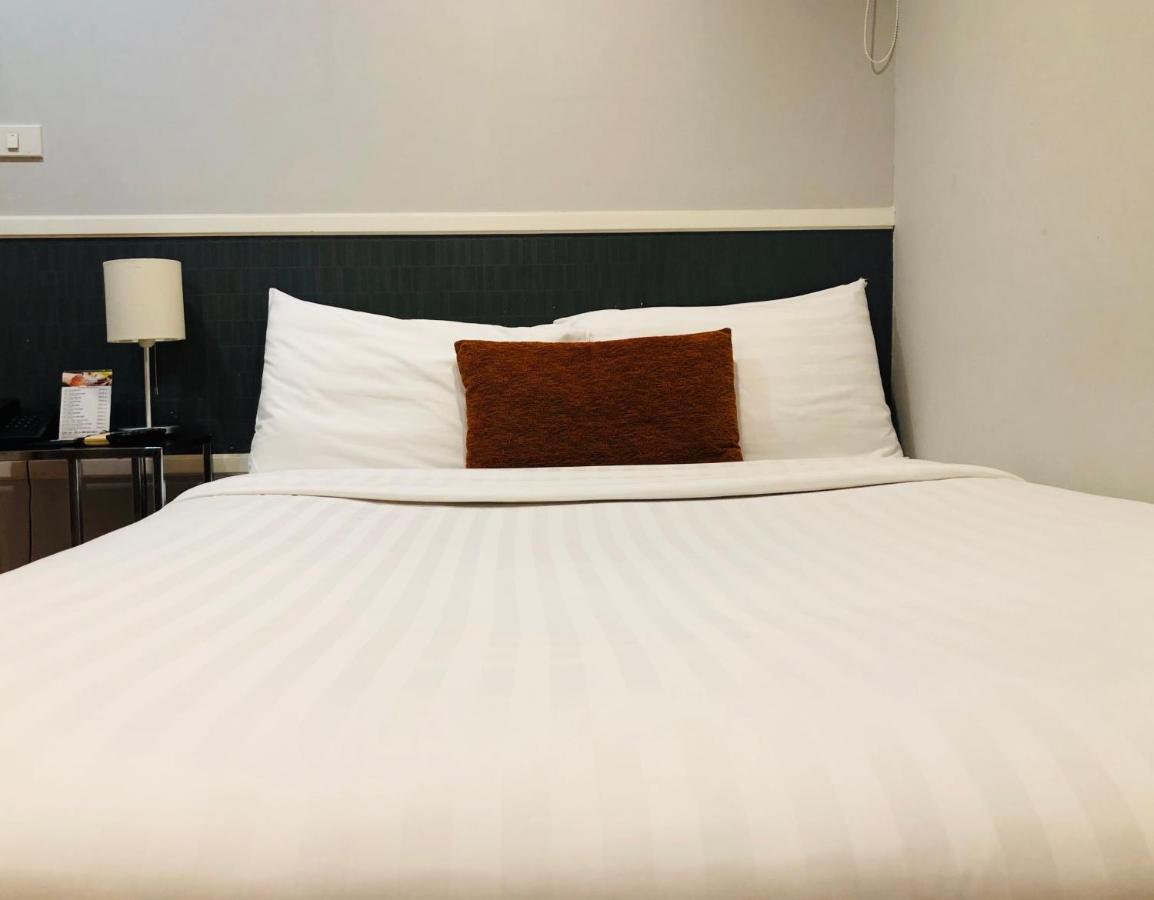 Alt Hotel Nana By Uhg Bangkok Kültér fotó